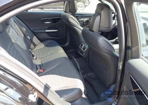 2023 Mercedes-Benz C 300 4Matic z USA, uszkodzony, nr VIN W1KAF4HB4PR086926